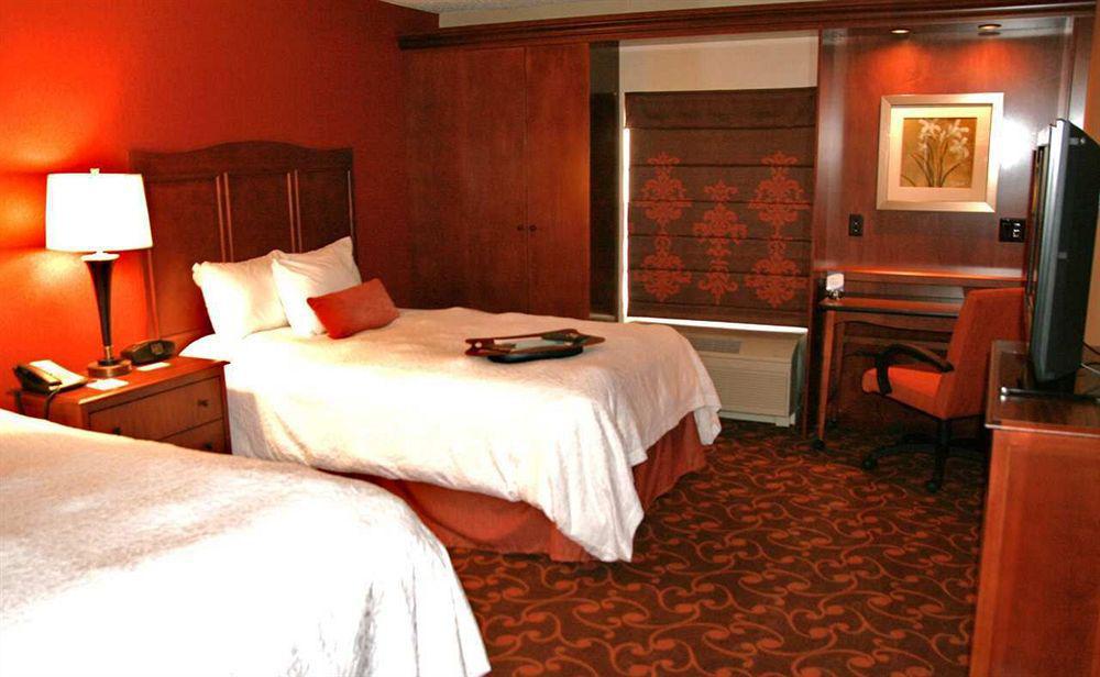 Hampton Inn & Suites Cleveland-Southeast-Streetsboro Kamer foto