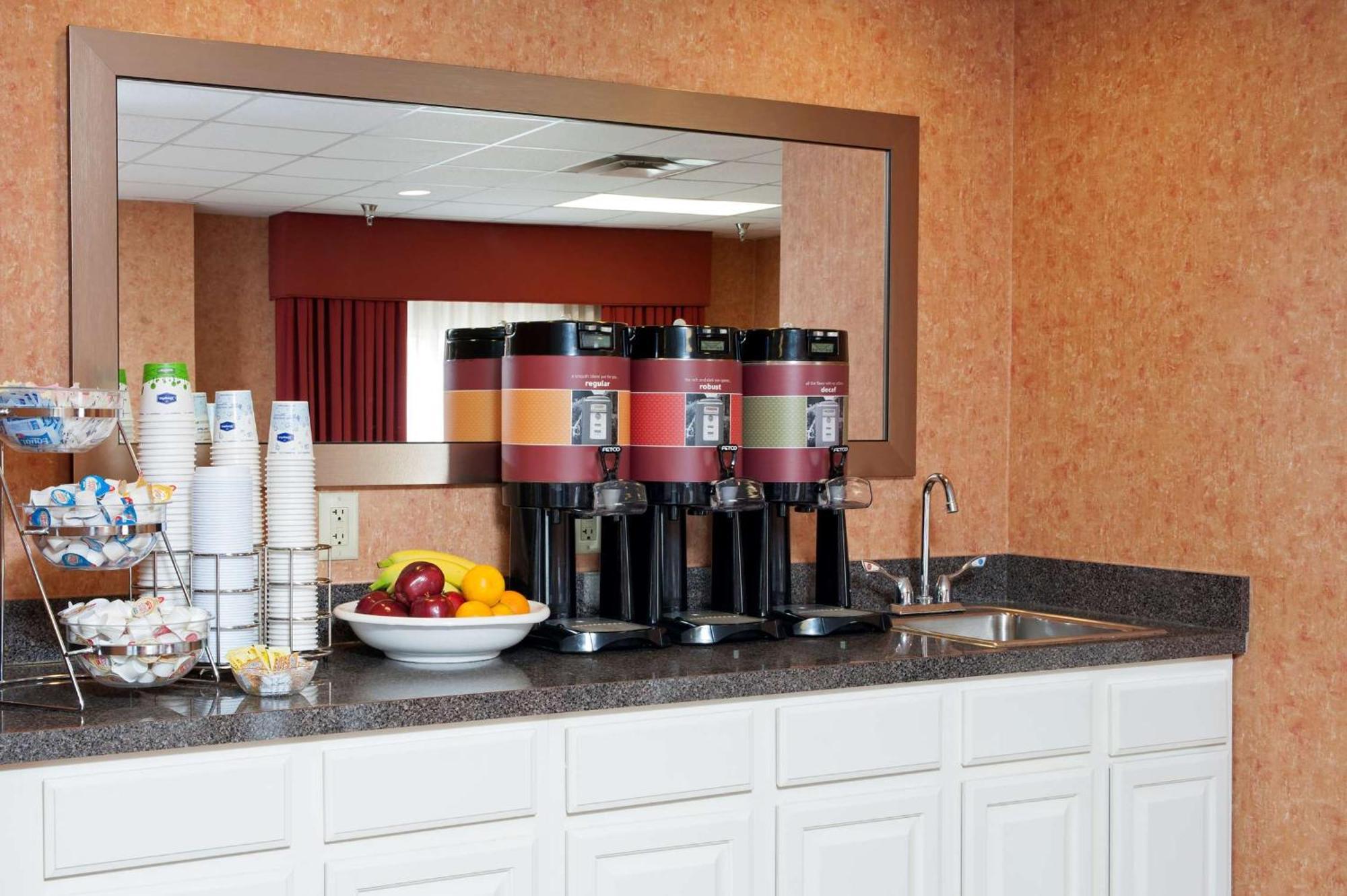 Hampton Inn & Suites Cleveland-Southeast-Streetsboro Buitenkant foto